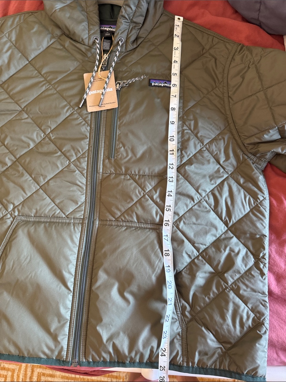 NWT Patagonia Women’s Diamond Quilted Bomber Hoody Jacket - Picture 9 of 11